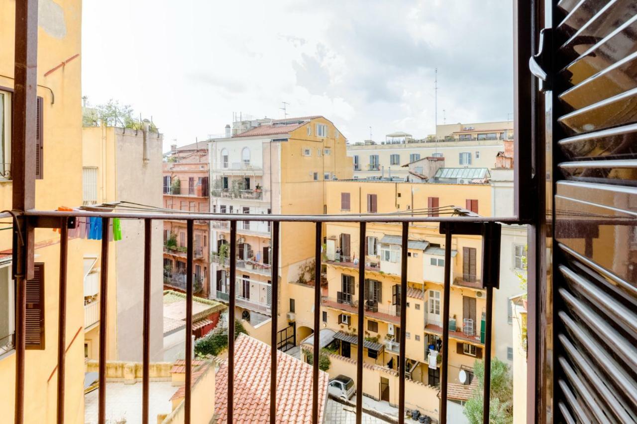 Vinylogy Apartment 5To Piano, Rome